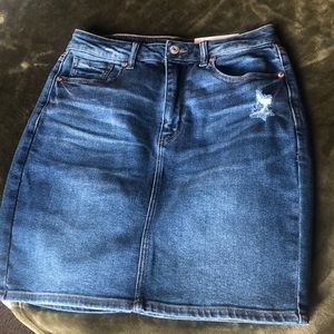 American Eagle Demin Mom Mini Skirt NWT